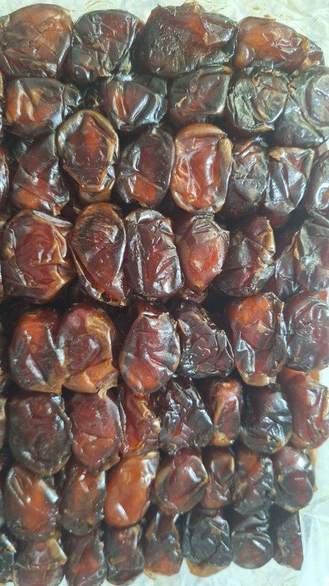 خرما برحی درجه یک و تازه هرمزگان - 2100 گرمی